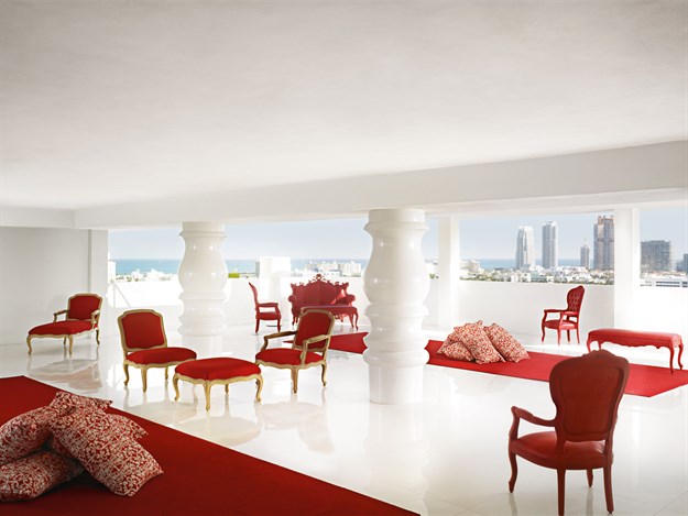 12interiors_mondrian_south_beach__tower_lounge_xl_625x469